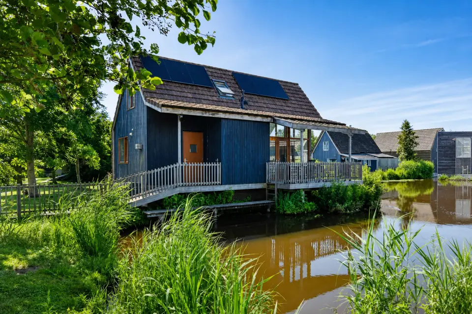 Landal De Reeuwijkse Plassen, nr. 137 - type 8C2 Vogelzang